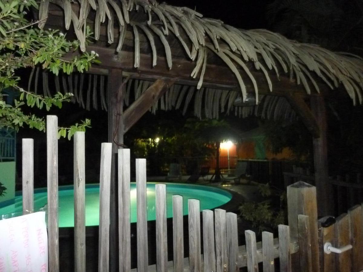 Bungalow La Papaye Bleue Residence Acces Piscine & Plage Saint-Francois  Luaran gambar