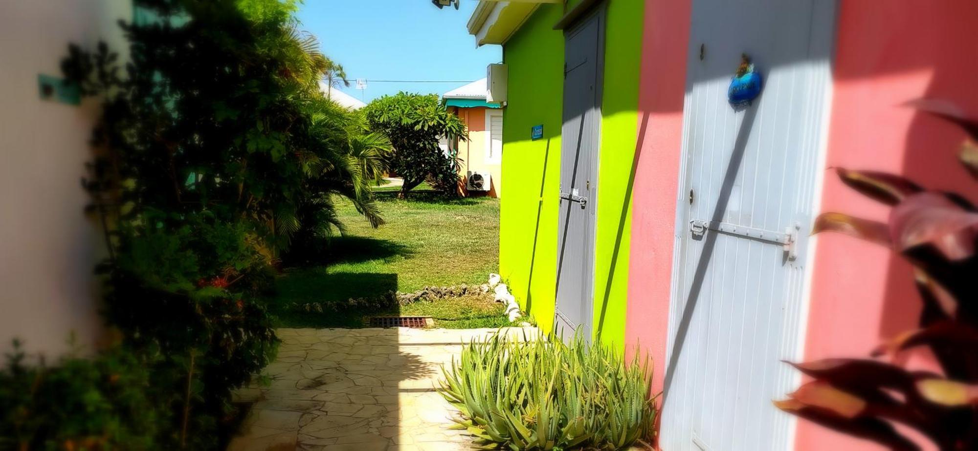 Bungalow La Papaye Bleue Residence Acces Piscine & Plage Saint-Francois  Luaran gambar